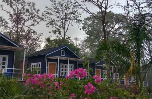 Timbholi Hotel | Wild Monk Jungle Retreat - Dandeli