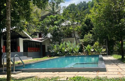 Devikolam Villa | Wildzone pool villa Munnar Six rooms