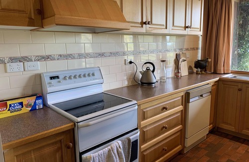 Cranboune South Cottage | Willunga Cottage - Sweet Country Living