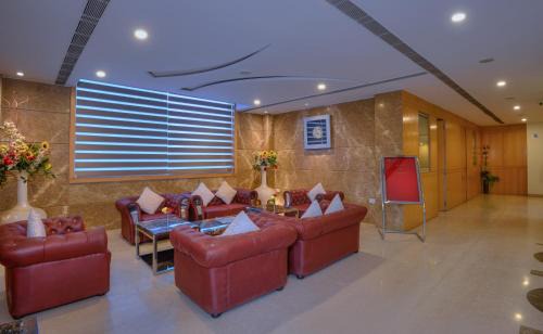Radha Kund Hotel | Wingston A TreeHouse Hotel, Goverdhan