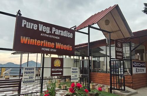 Kanatal Hotel | Winterline Woods