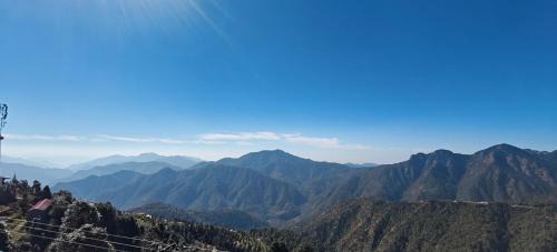 Kanatal Hotel | Winterline Woods