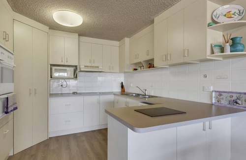 North Creek Apartment | Wintersview 2 - Beachfront Apartment with Rooftop Pool