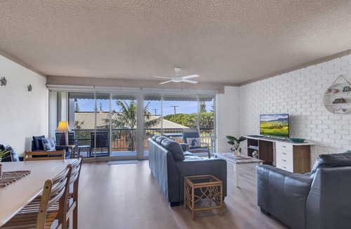 North Creek Apartment | Wintersview 2 - Beachfront Apartment with Rooftop Pool