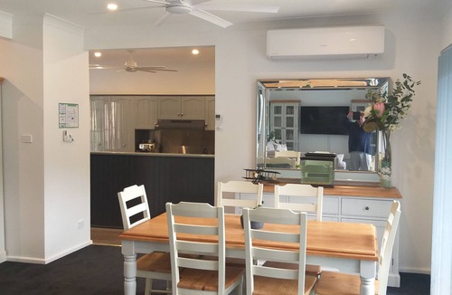 Lower Macdonald House | Wisemans Ferry, Hawkesbury-MacDonald River 5-bed, 3-bath, only $65 pp per night!
