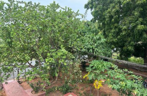 Bommayapalayam Villa | Woodside Haven Luxury FF-Balcony view