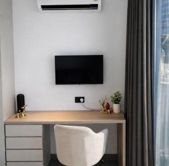 Noida Apartment | Yamunaviewnest