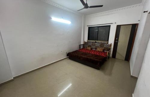 Trimbak House | Yatrastha room service