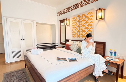 Rishikesh Hotel | Yog Niketan by Sanskriti