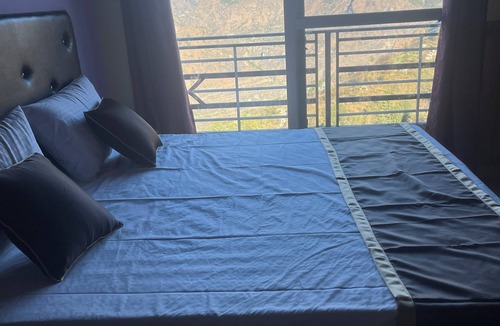 Sarahan Bed & Breakfast | Your home away from home in mountains.