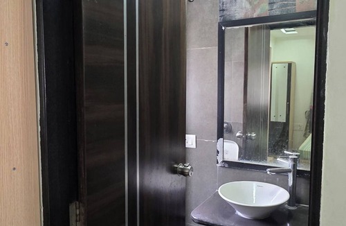 Daulatabad House | Your Home away from home.centrally located.cozy.perfect for family