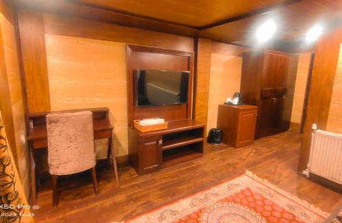 Srinagar Apartment | ZAHGEER GULMARG