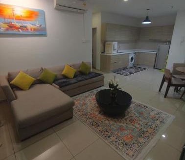 Shah Alam Apartment | Zamdyna Homestay Pool Icity Shah Alam