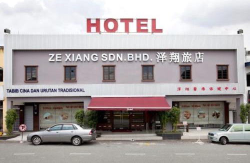 Taman Desa Jaya Hotel | Ze Xiang Hotel - Desa Jaya Ikea Self Check in