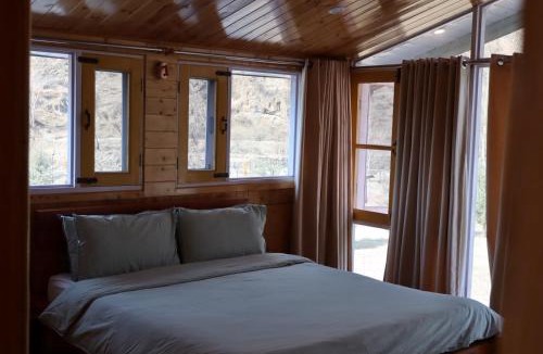 Gund Cabin | Zen Mountains