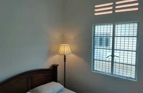 Kampung Puah Seberang House | Zen Retreat KL: 2-bedroom house at Jalan Ipoh/Sentul, 5min walk to MRT