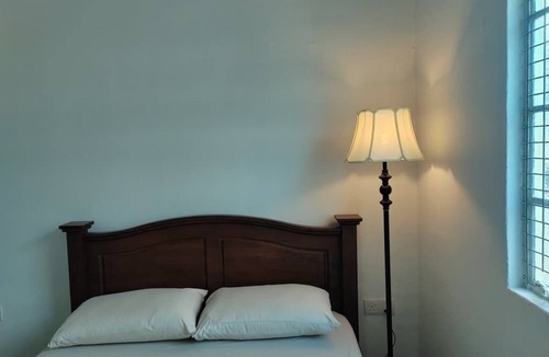 Kampung Puah Seberang House | Zen Retreat KL: 2-bedroom house at Jalan Ipoh/Sentul, 5min walk to MRT