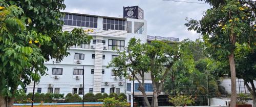 Shrirangapattana Hotel | Zentora