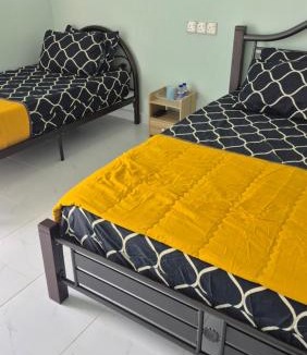 Kampung Penarik House | ZIRA STAY PENARIK - Ziyad Room