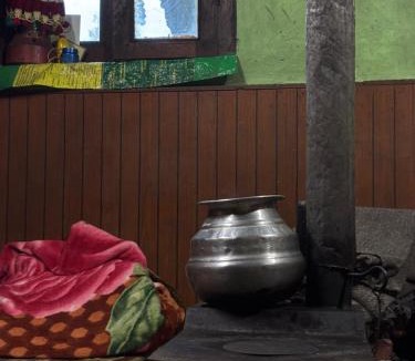 Nichar House | Zolang Homestay Yulla