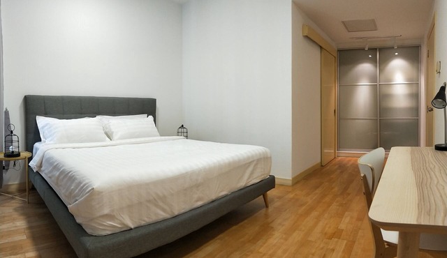 中文|PublikaMall|ConvenientLiving|Internet|LuxuryCondo|TransportHub|CityCenter