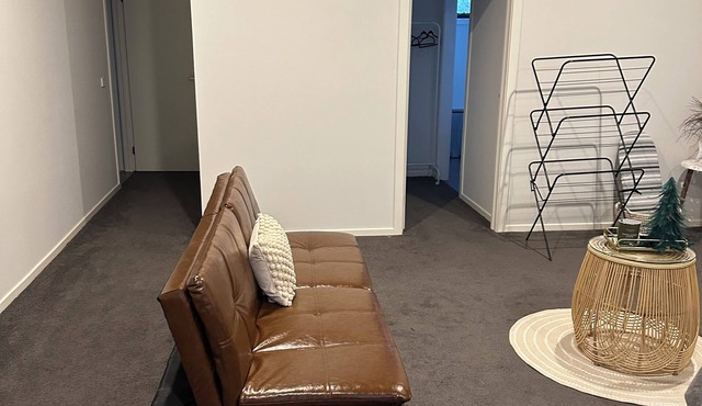 1 bedroom studio apartment in Clyde North with WiFi in Clyde North