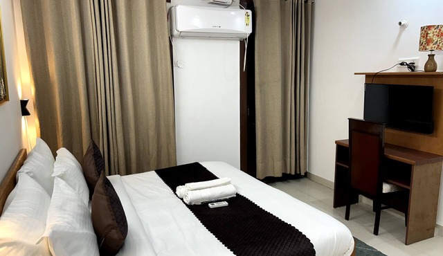 10-bedroom hotel in enjoyable Gurugram with AC, WiFi