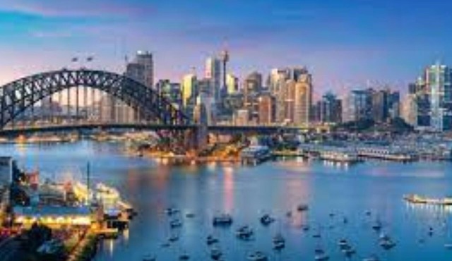2 Bedroom Modern Suite at Waterloo Sydney