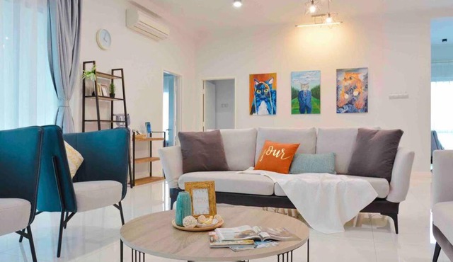 2000sq ft(186平米) Spacious Residence@IMAGO Mall, KK
