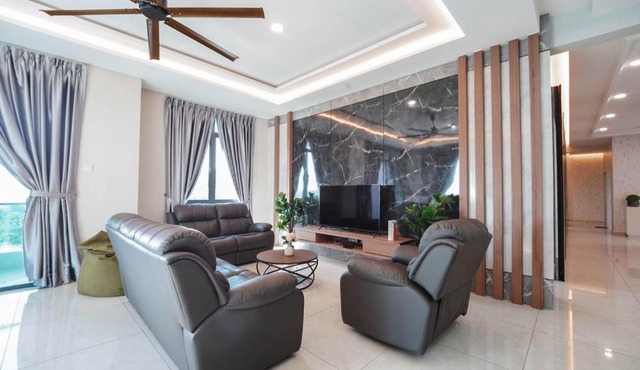 22 Penthouse by BRB, Airport View & 18 Pax
