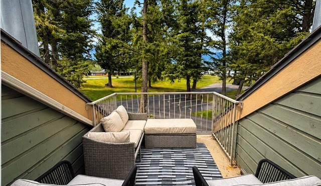 3 BDRM/Lake Access/Year round Indoor pool in Windermere