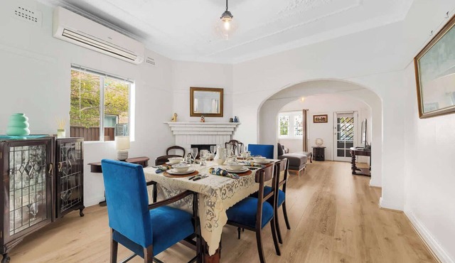 3 Bed Coastal Stay in a Villa with Beach & Airport Nearby