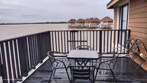 3 BEDROOM SEAVIEW VILLA at GOLDEN PALM TREE