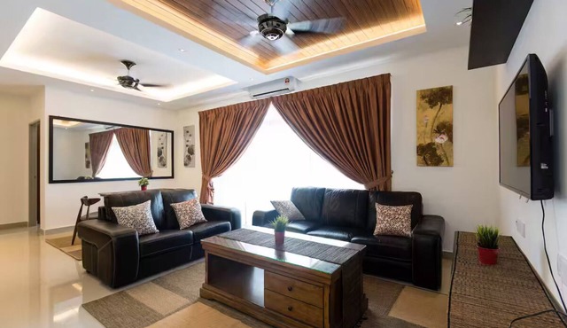 3BR Palm Armada Residence. Free Parking and Netflix