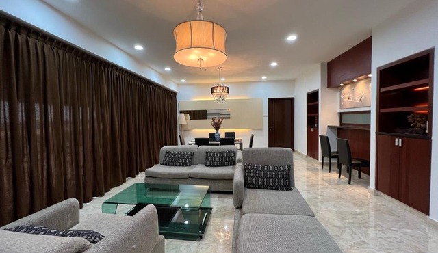 5star Pulai spring home stay