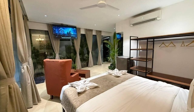 7 Tree Resort & Restaurant