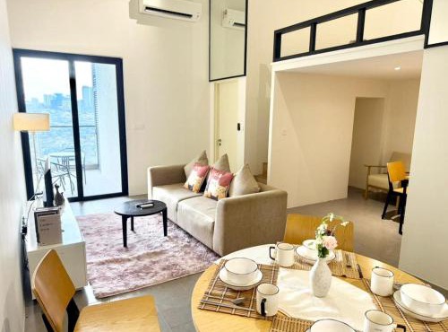 8pax Alila Bangsar Brickfields Loft LRT KL Station