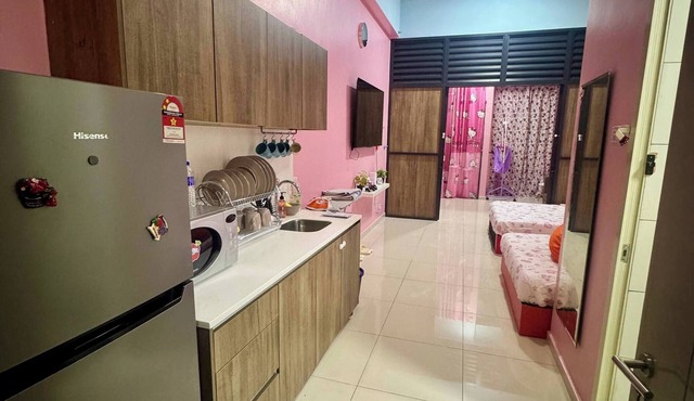 A Hello Kitty Homestay at CH 4 Adult & 1 Infants