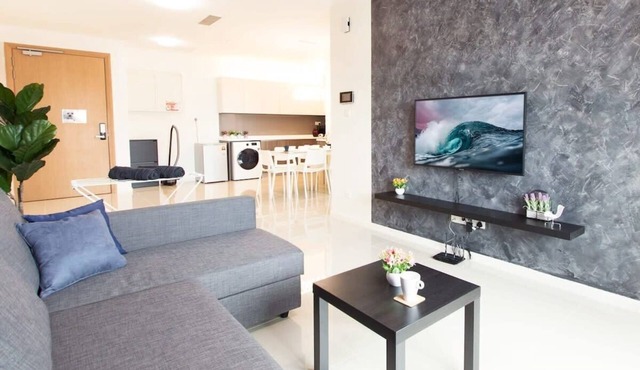 A Modern & Bright Suasana Suites in Johor Bahru