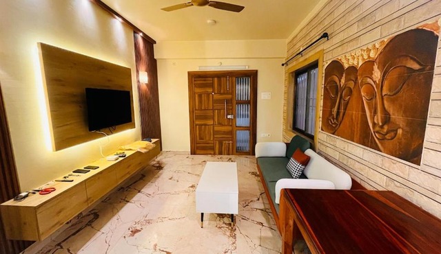 Aadi-Kashi Retreat-2bhk flat near kashi vishwanath temple