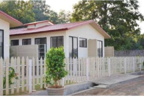 Aarex 63B Sparsh Chalet