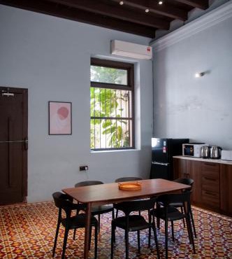 Aayu Heritage - Heritage Home in Stewart Lane