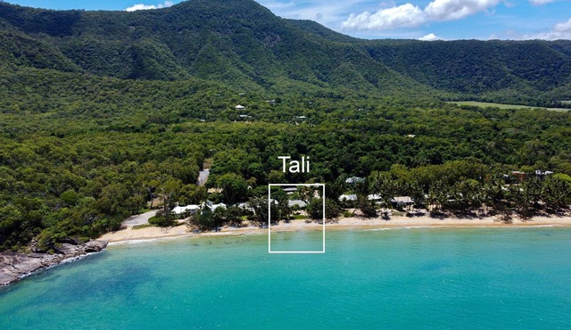 Absolute Beach Front in Oak Beach