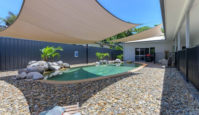 Absolute Beachfront Family home in Cooya Beach