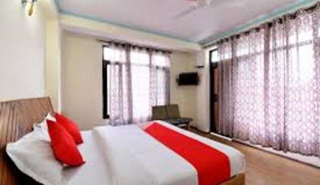 ADB Rooms Hotel Kartik,Manali