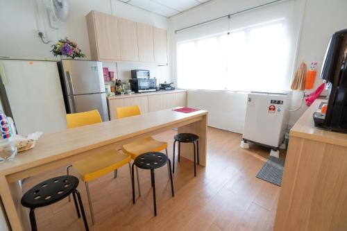 Aimelia guest house
