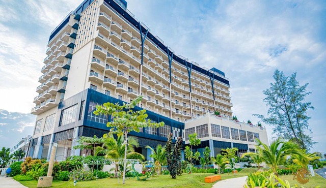 AMERALD RESORT HOTEL DESARU