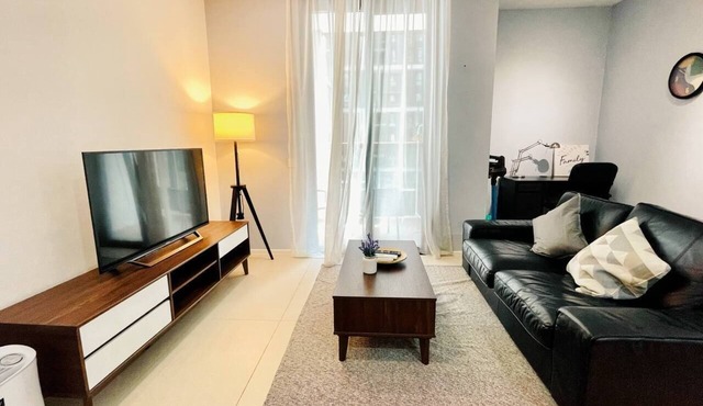 Arcoris Mont Kiara - Kingbed/Netflix/Next To 163Mall & Kiara 1 Mall