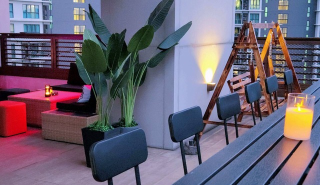 Arcoris SoHo by WeStay Hosting, Exclusive Private Balcony, Kuala Lumpur