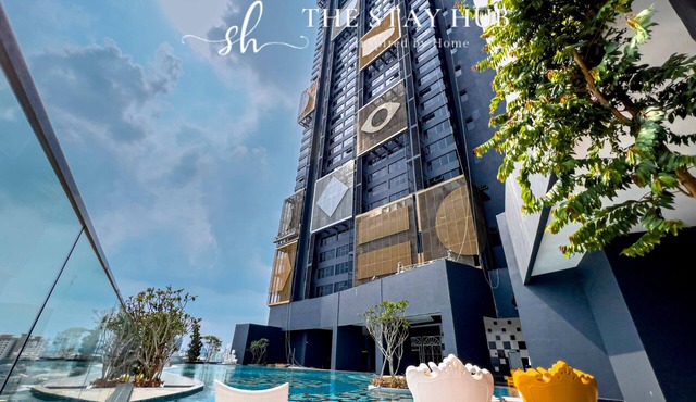 Arte Cheras Luxury Suites
